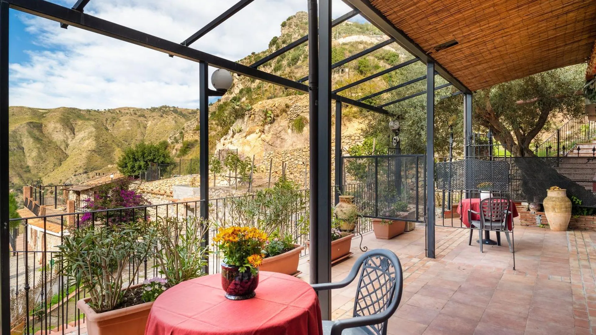 Garden Cottage I Dammusi - Ulivo Кастельмола